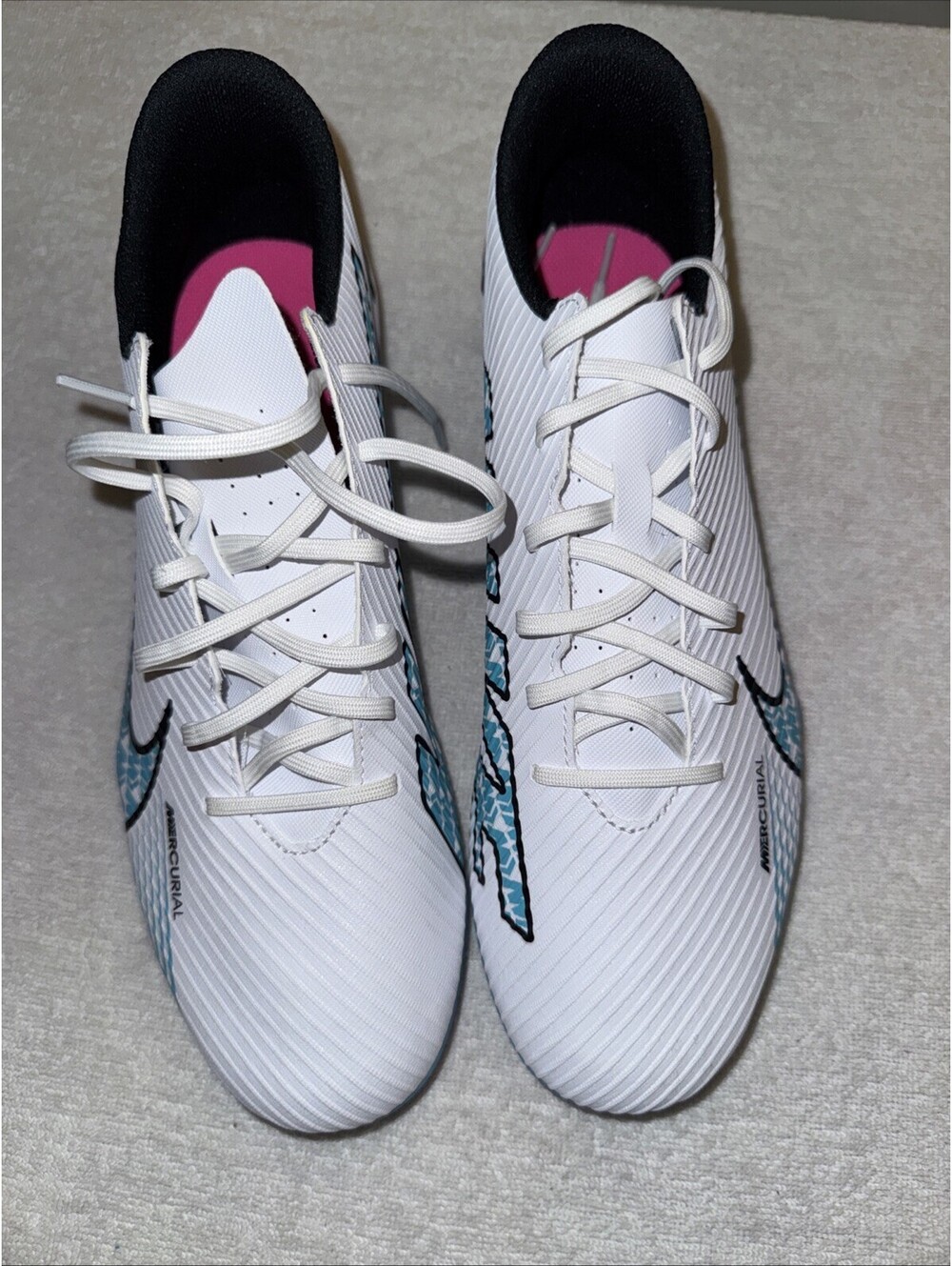 Nike Mercurial Vapor 15 Club Men Soccer Cleats White Blue Pink Size 11.5